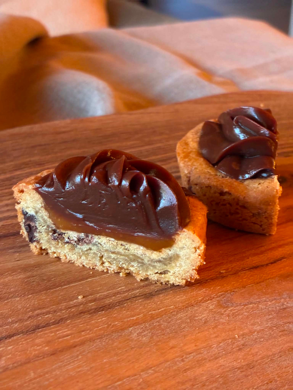 🍫 Cookie cup med karamell & sjokoladeganache
